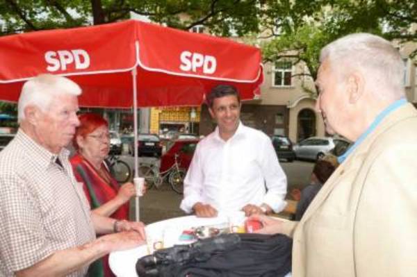 Raed Saleh im Gespräch mit der Seniorenvertretung Charlottenburg-Wilmersdorf