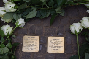 Stolpersteine für Nelly und Robert Neppach in der Nachod-/ Ecke Prager Straße